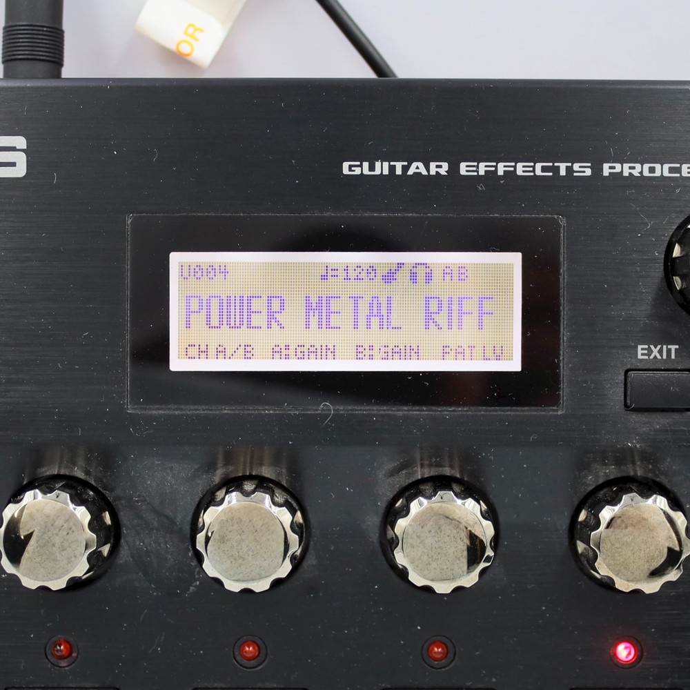 BOSS GT-001 Guitar Effects Processor With Power Supply Multi Effect Z7G7889