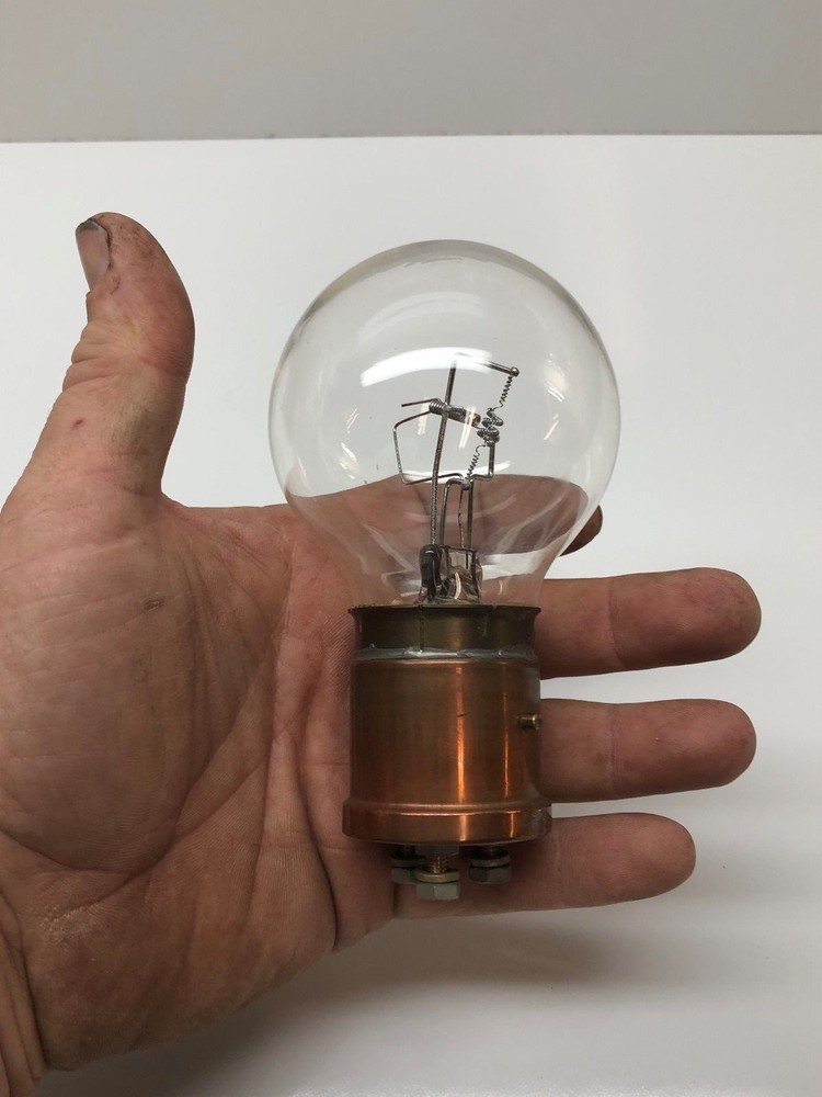 AVRO VULCAN AIRPLANE BOMBER SIGNAL LIGHT