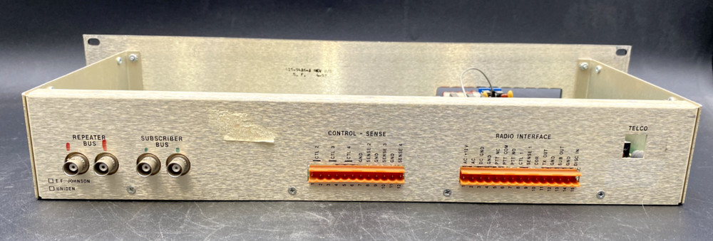 ZETRON MODEL 49 TRUNKING REPEATER MANAGER 901-9147 MISSING FRONT & TOP PLATE