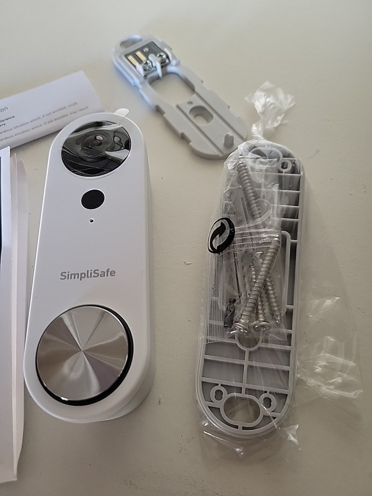 SimpliSafe SimpliCam Video Doorbell Pro SSDB3 (Wired) Open Box