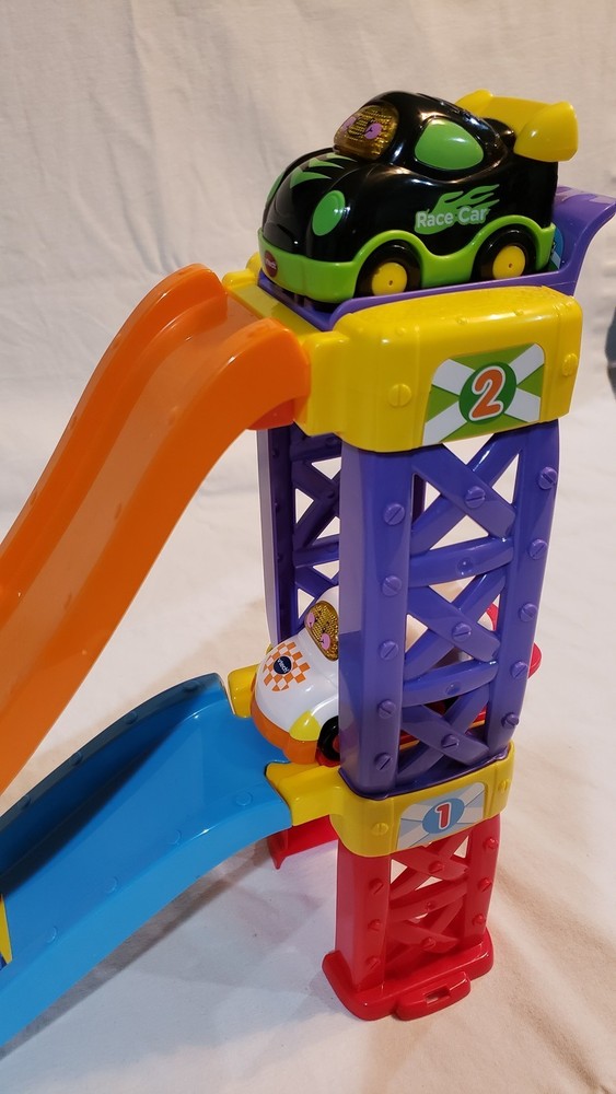 VTech Go! Go! Smart Wheels 3-in-1 Launch & Go Raceway, EUC, Complete