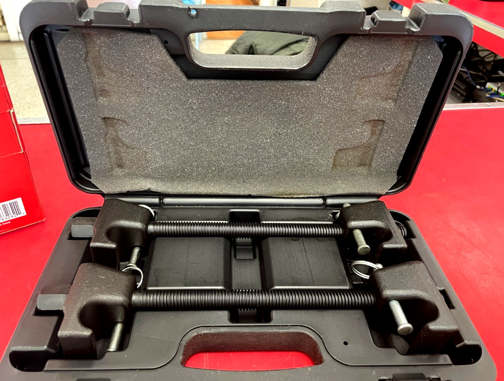 MADDOX MacPherson Strut Spring Compressor Set ME4-1 **NIB**