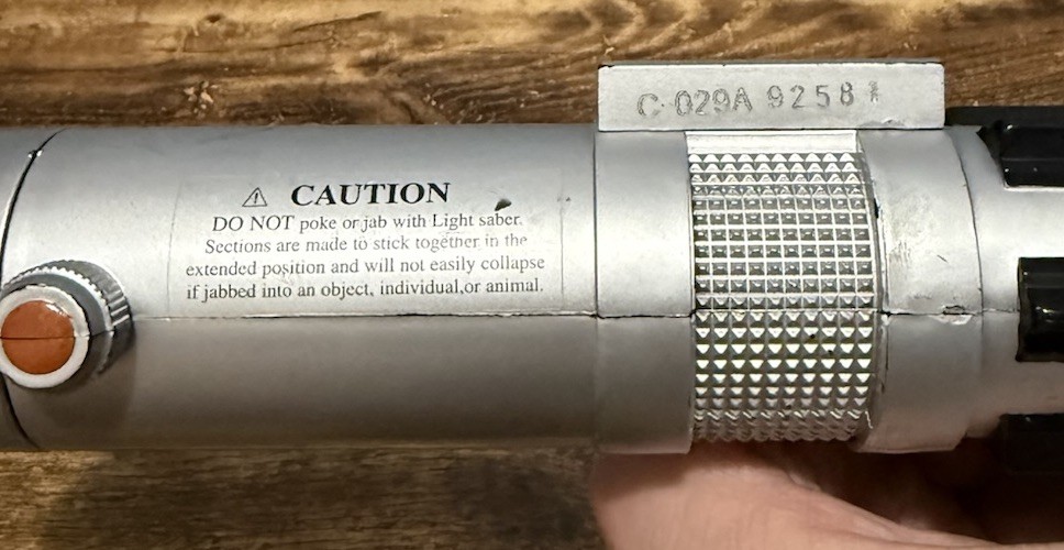 2004 Hasbro STAR WARS Collapsable Toy Lightsaber