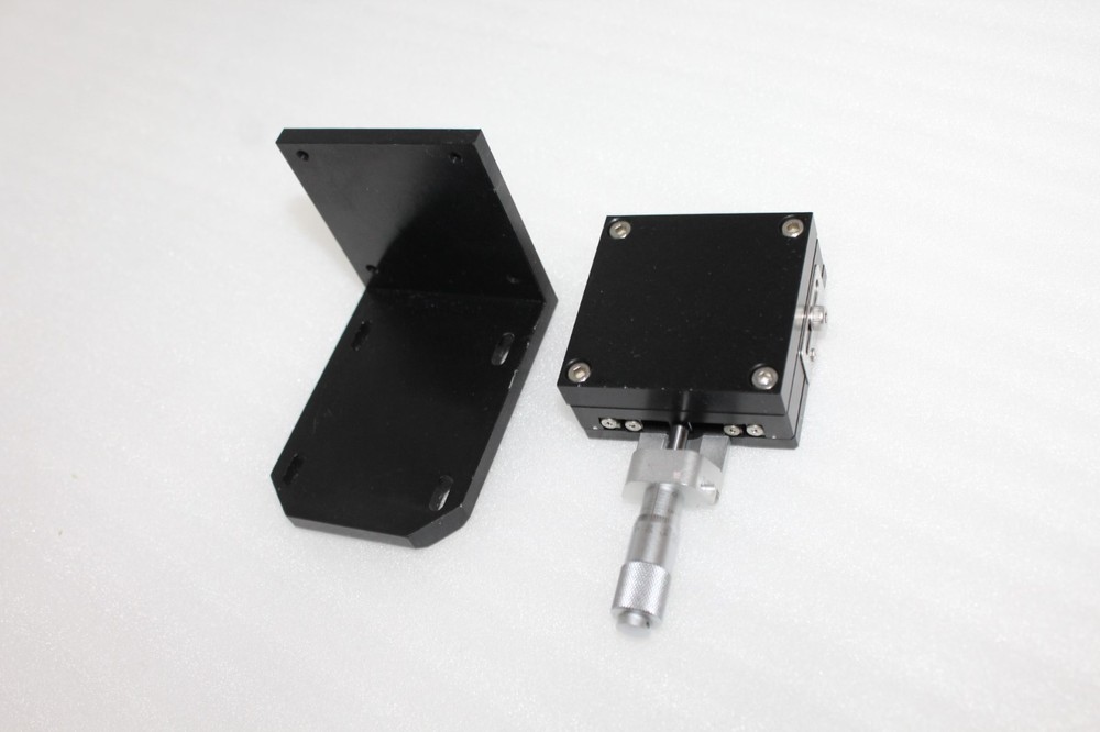 Sigma koki X-axis Linear Stage Table 60x60mm Stroke Length +/- 8mm & Base Holder