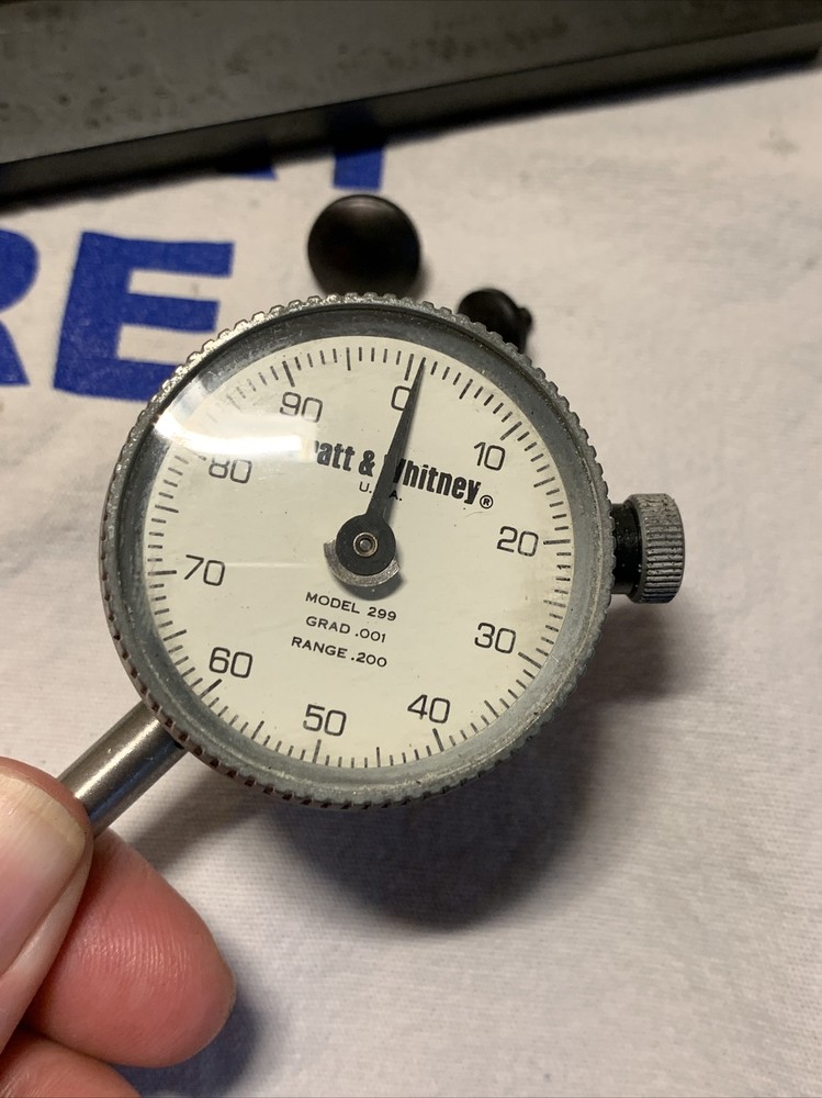 Pratt & Whitney Dial Indicator Set in Case Model 299