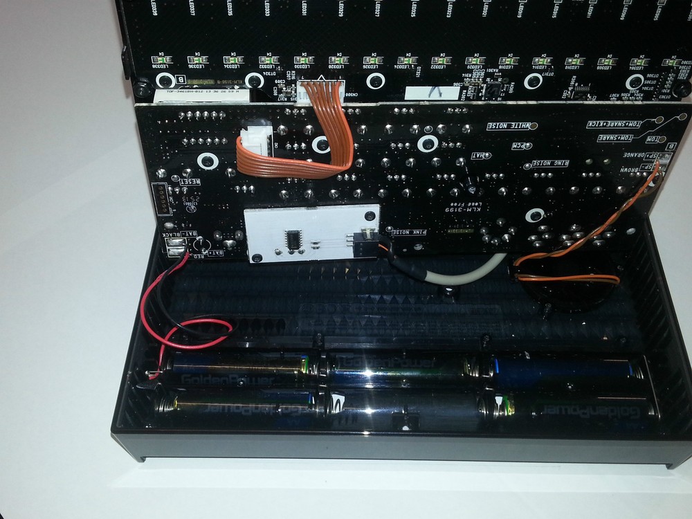 KORG Volca Beats solder-less MIDI out modification board