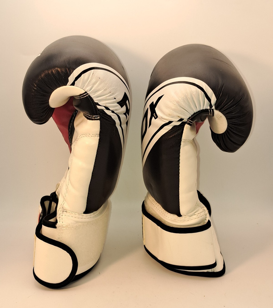 RDX JBG 4B 6 Oz Boxing Gloves