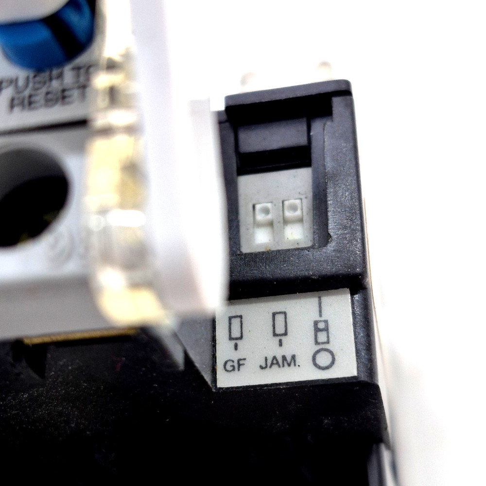 ALLEN-BRADLEY 592-B1FA SER. A SOLID STATE OVERLOAD RELAY 3.7-12A CURRENT RANGE