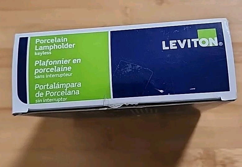 Leviton Porcelain Ceiling Lampholder Keyless Light Socket White 49875