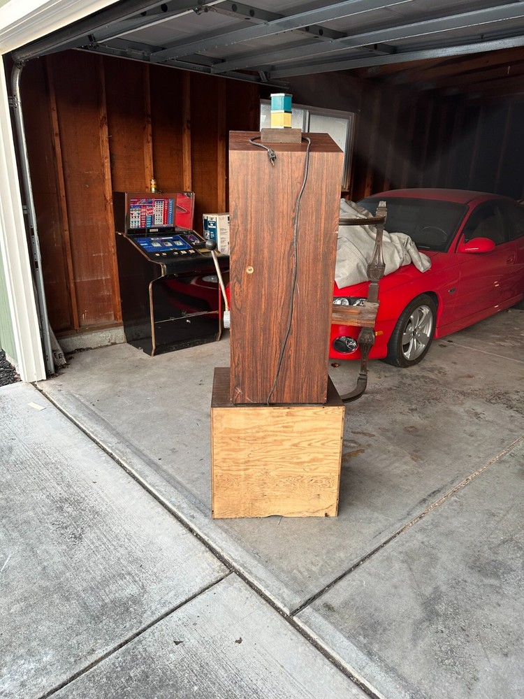 Slot machine - UNKOWN MECHANICAL CONDITION-