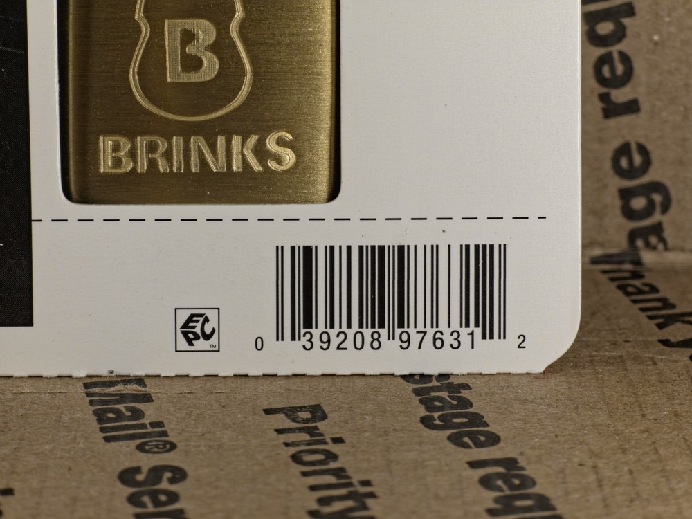 Brinks Solid Brass Padlock, 40mm Body, 2-1/2 inch Shackle, 4 Pack Keyed Alike.