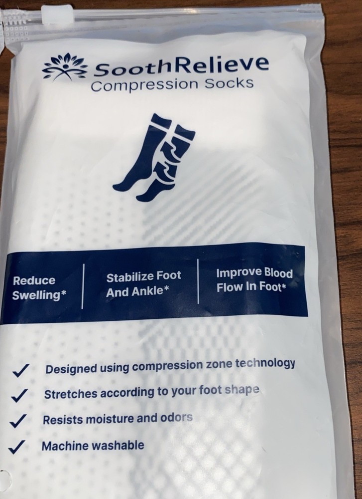 2 Pair Sooth Relieve Compression Socks Unisex White Large …NEW. CHJ-623