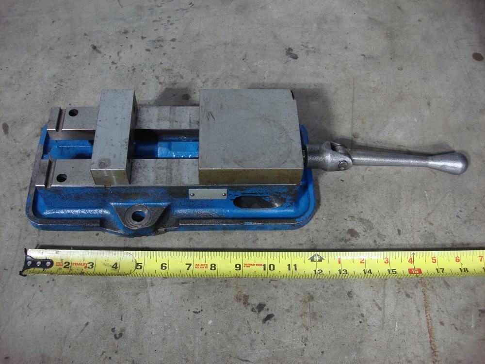 Kurt D40 4″ Machine Vise 6.5" Opening with Handle 011699