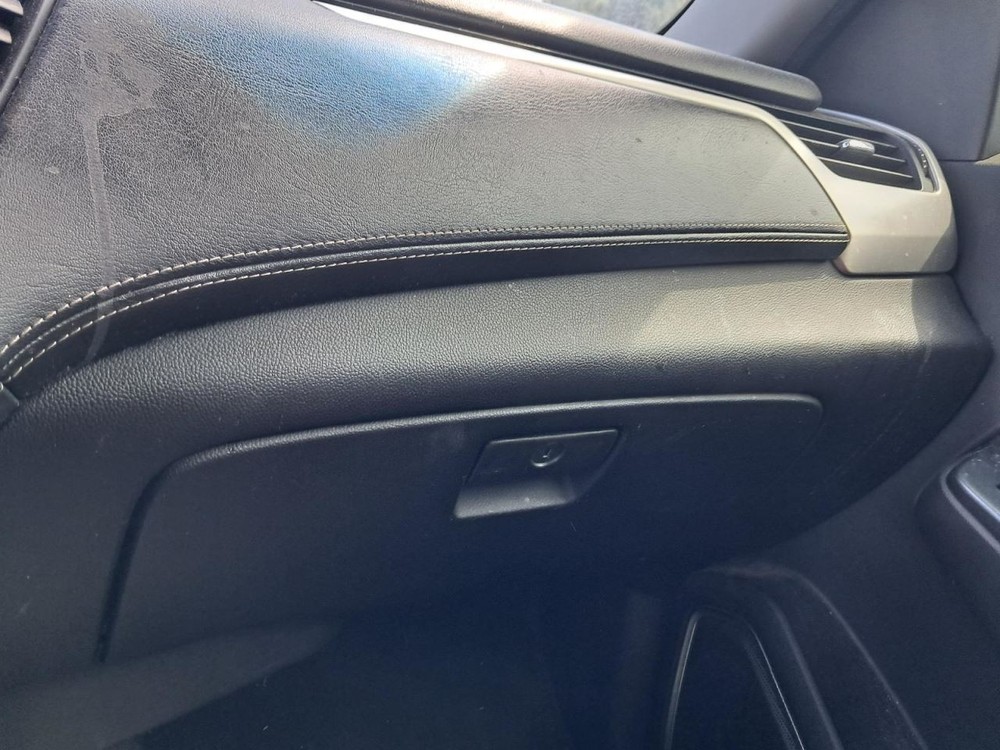 YUKON     2015 Glove Box 4781736