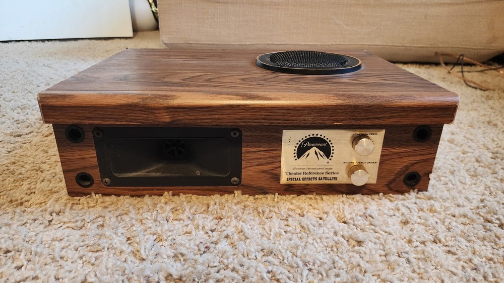 Paramount Special Effects Satellite Woofer Speaker Wood Grain Some Damage Single