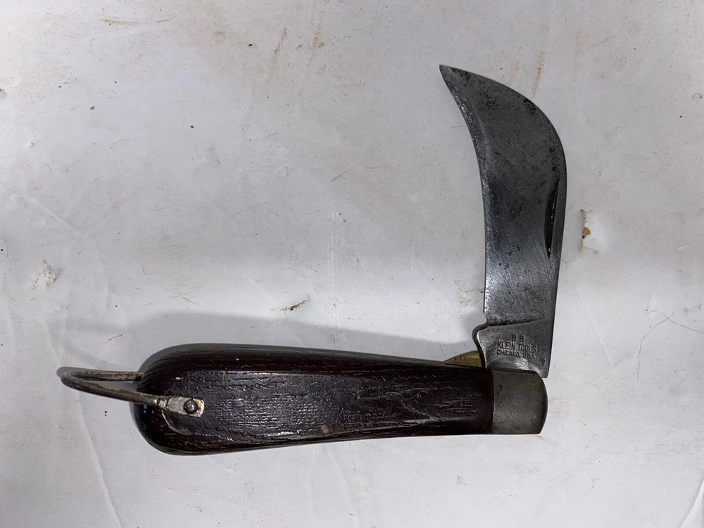 Vintage BB KLEIN Folding Hawkbill Slitting Pocket Knife