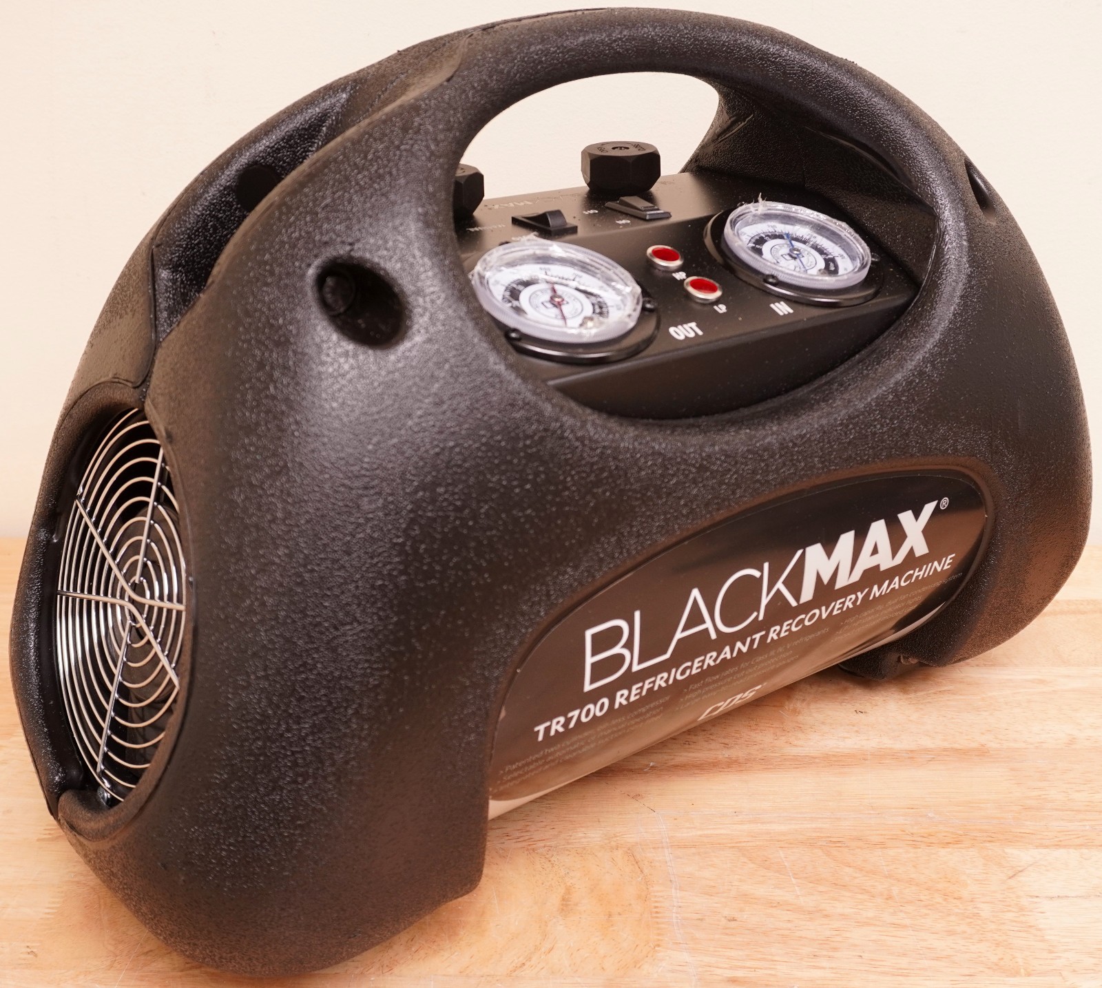 Blackmax TR700 Twin Cylinder HVAC Refrigerant Recovery Machine