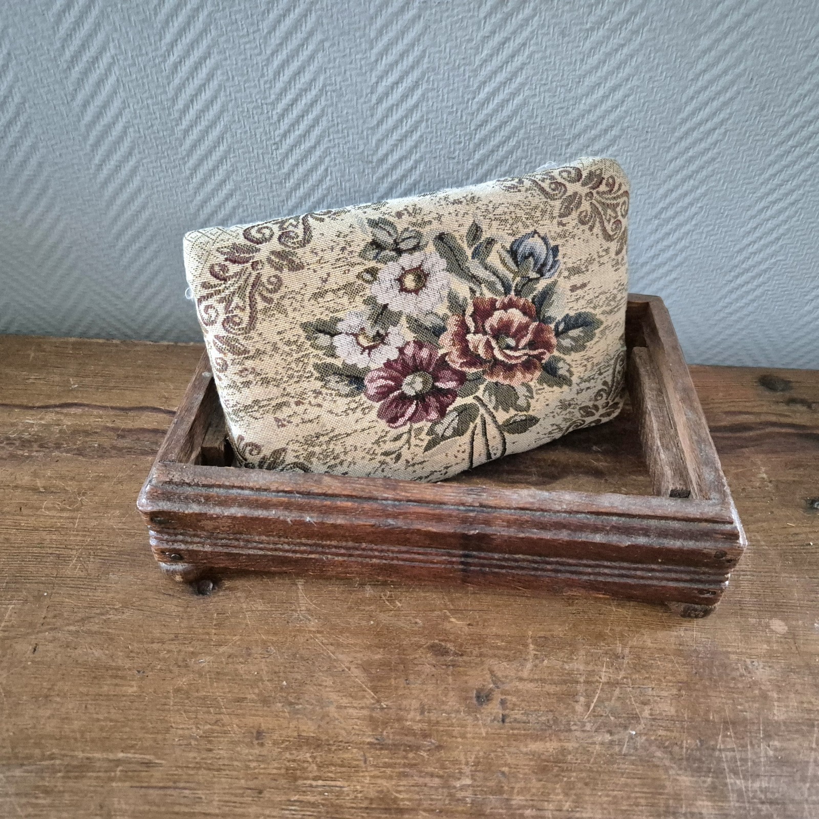 Vintage Footstool, Bed Staircase, Footrest, Pouf, Footlift, Sofa