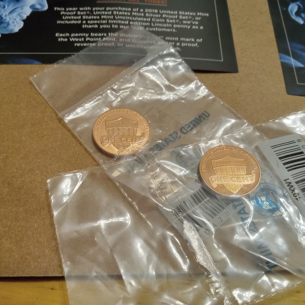 TWO 2019- W PROOF LINCOLN CENTS * REGULAR PROOF & REVERSE PROOF * 2 COIN SET !