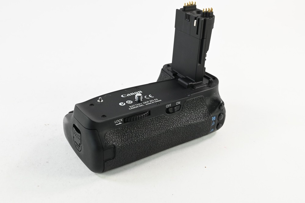 Genuine Canon BG-E9 Battery Grip for 60D #G455
