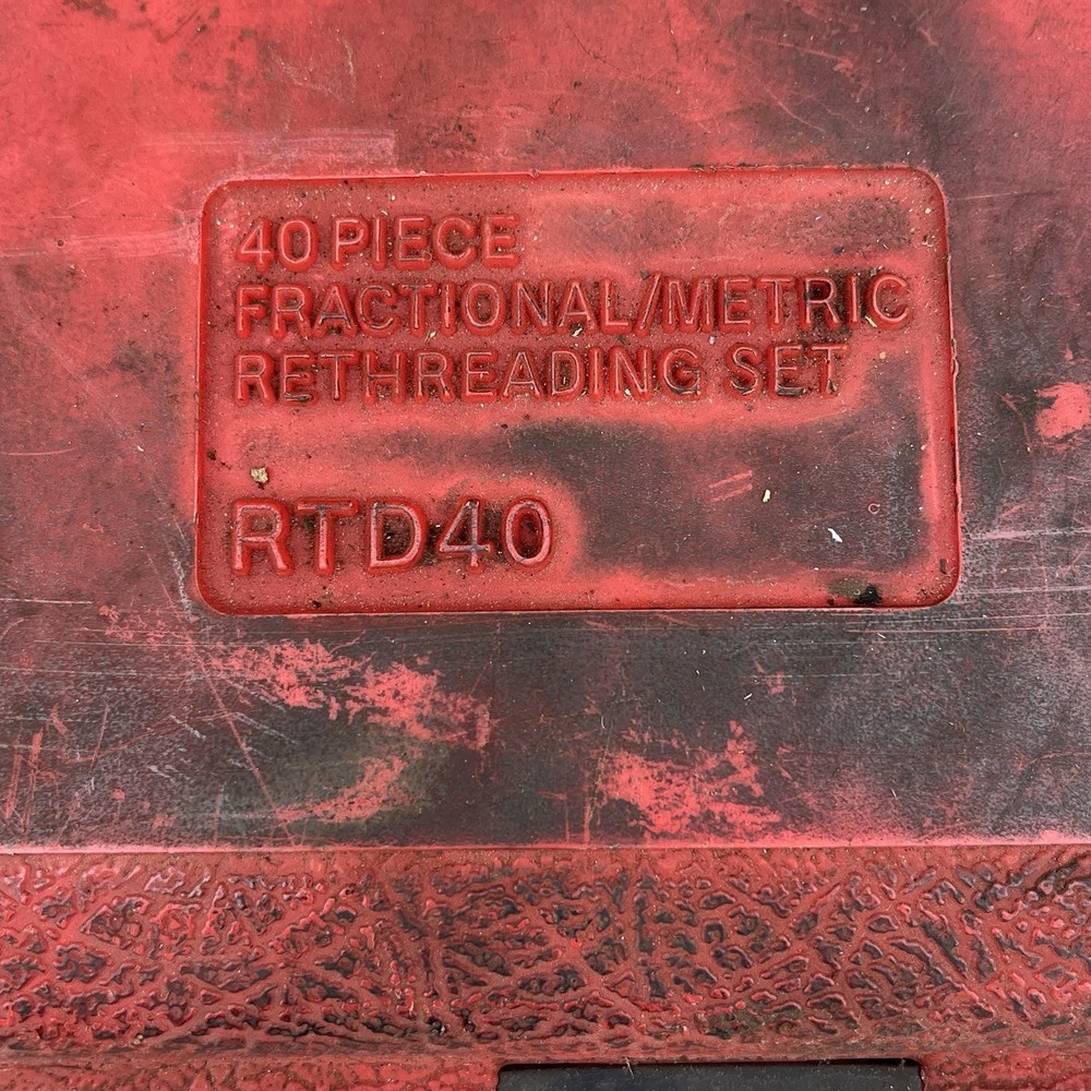 SNAP-ON - RTD40 - RETHREADING SET -W/Red Hard Case - Missing 3 pcs