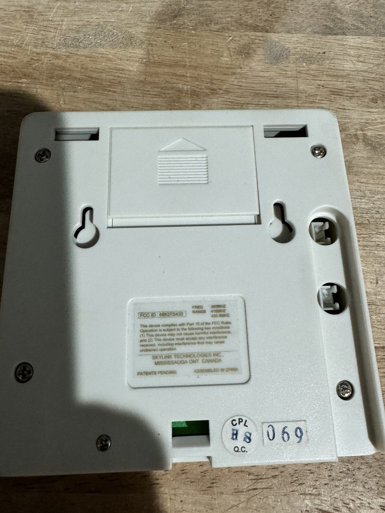 Skylink TS-433 Temperature Alert Used