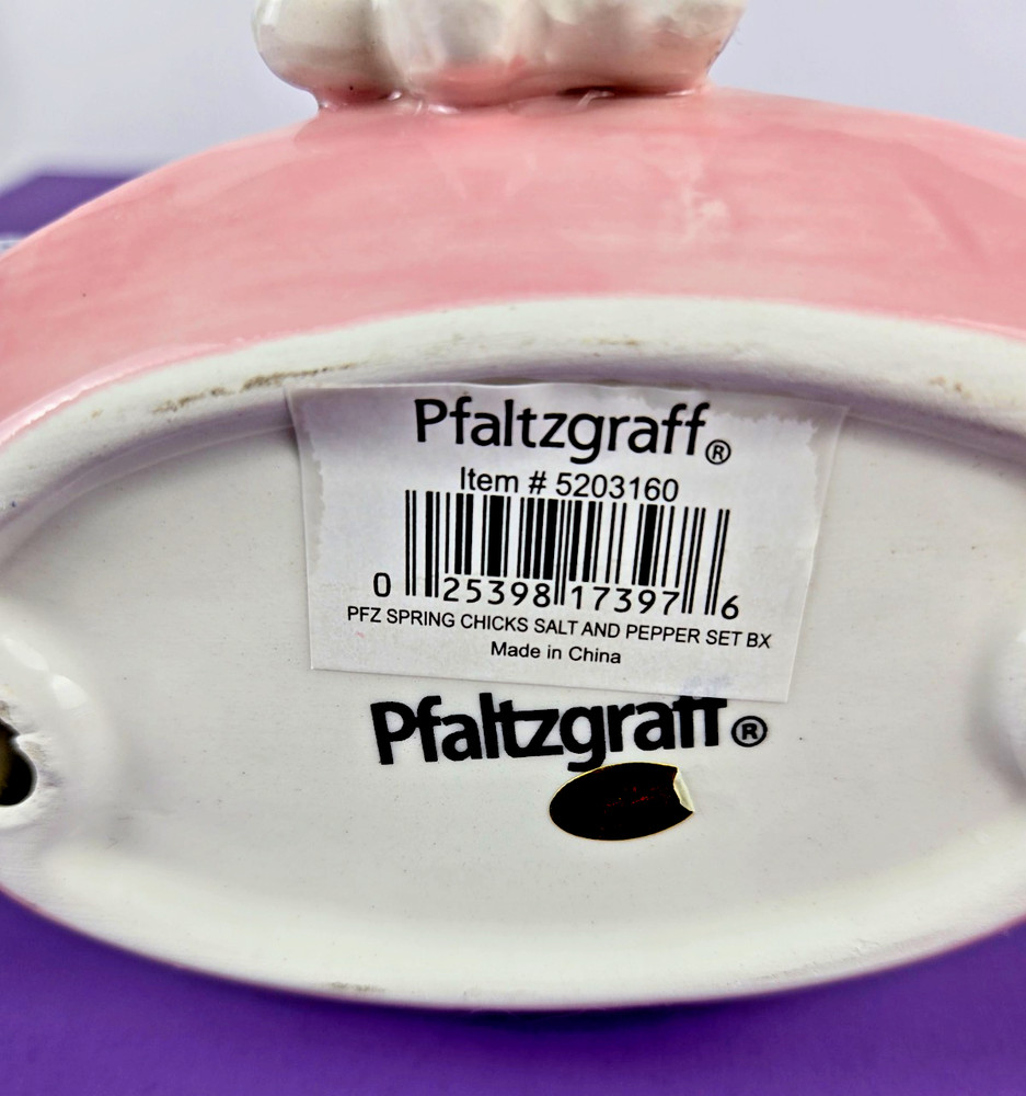 NWT Pfaltzgraff Spring Chicks Salt and Pepper Set with Caddy