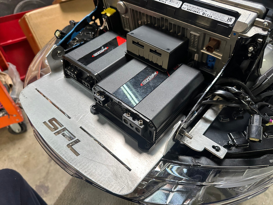 2024+ Road Glide V2 Amp Rack Harley Davidson