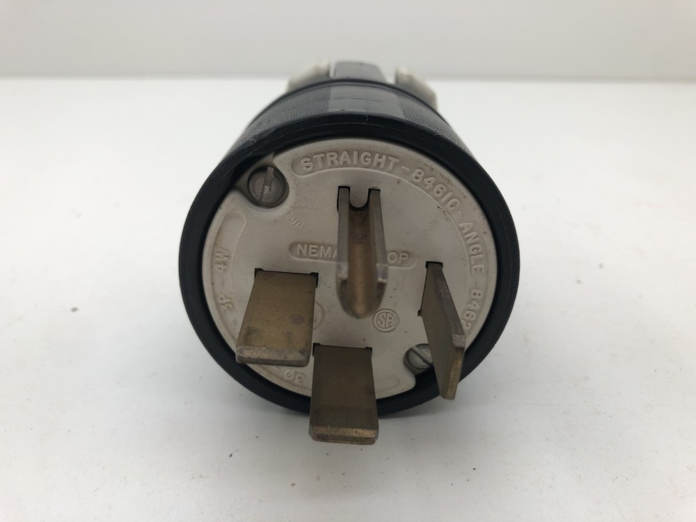 HUBBELL 8461C INDUSTRIAL STRAIGHT BLADE PLUG