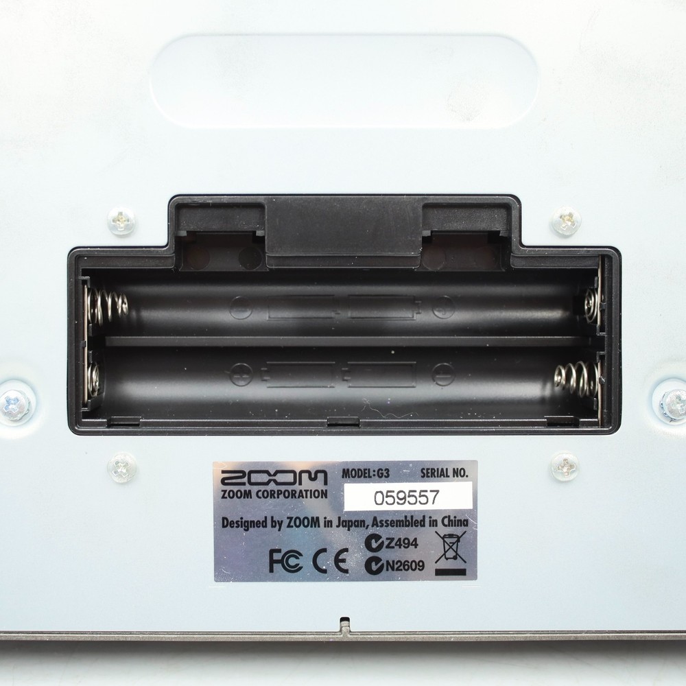 ZOOM G3 Guitar Effects and Amp Simulator With Power Supply Multi Effect 059557