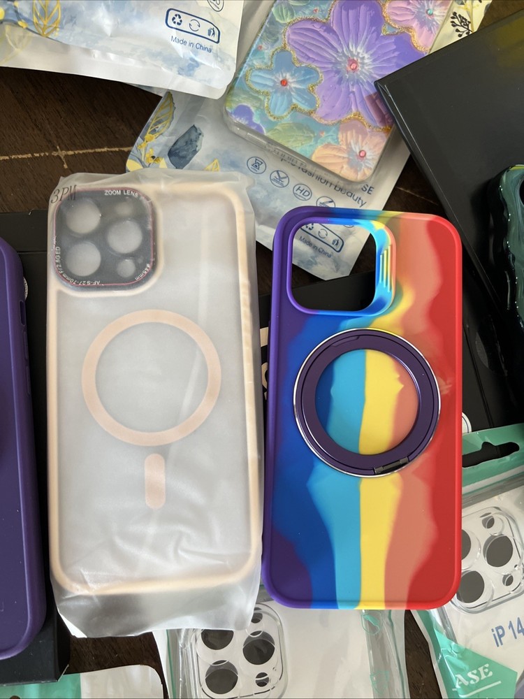 Mix Cases Lot