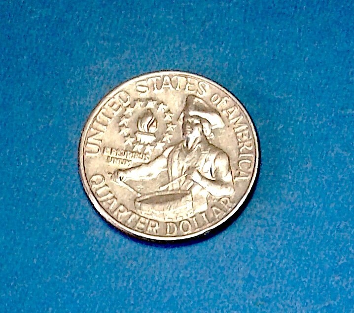1776-1976 CLAD BICENTENNIAL QUARTER REGULAR STRIKE NO MINT MARK+ ERRORS (A)