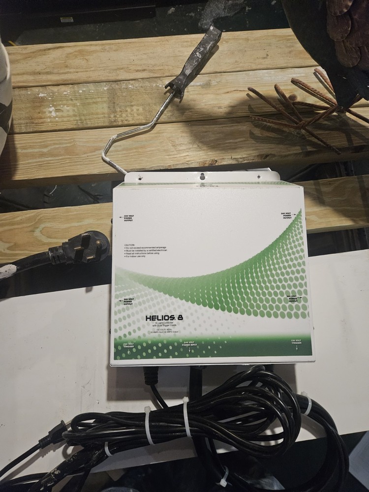 Titan Controls Helios 8-Light 240V Lighting Controller