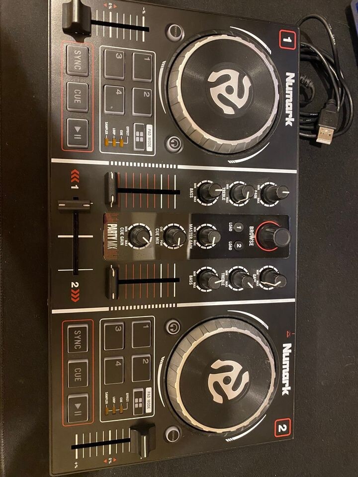Numark Party Mix DJ Controller with Built In Light Show