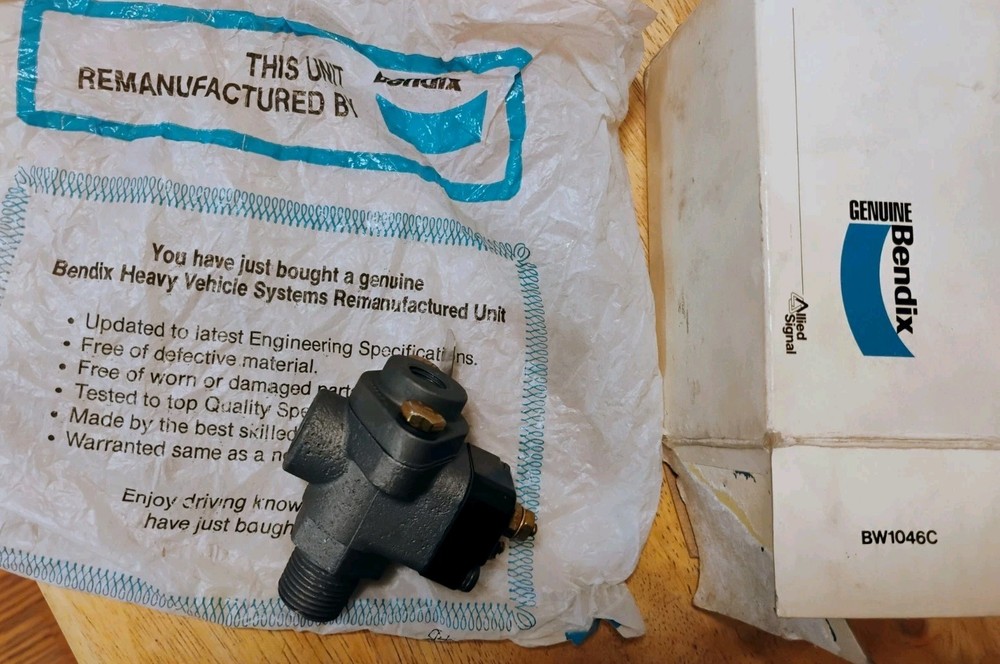 NOS Bendix 228050 Reman Switch 228050X DS-1