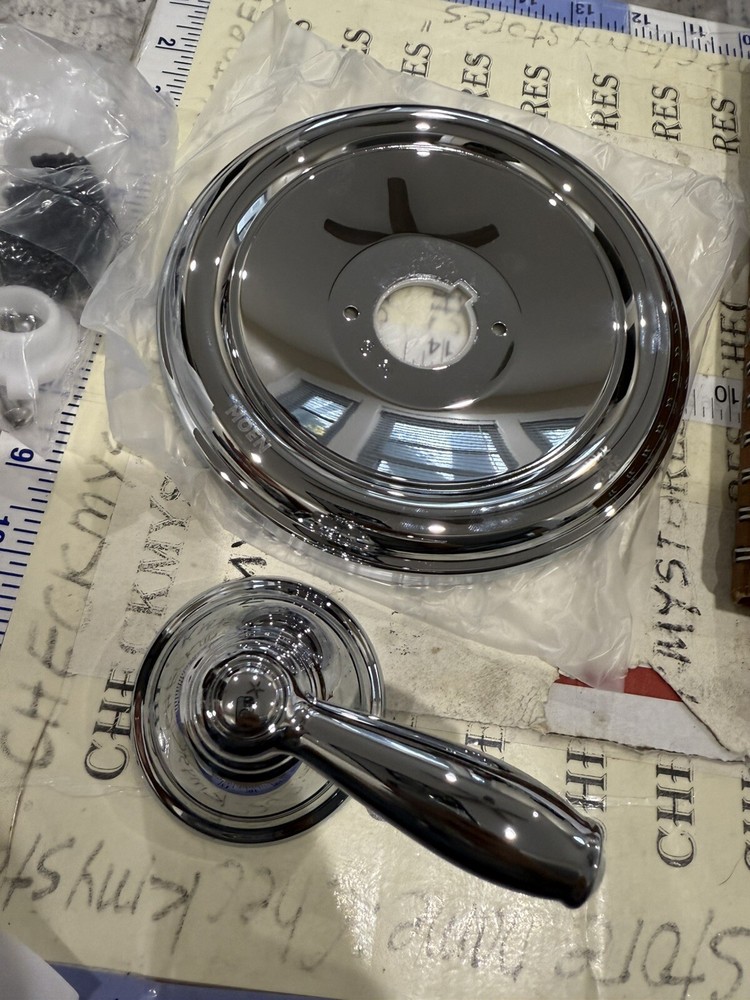 Moen Brantford Chrome, Escutcheon +handle+handle Adapter+hardware Kit+ Screws