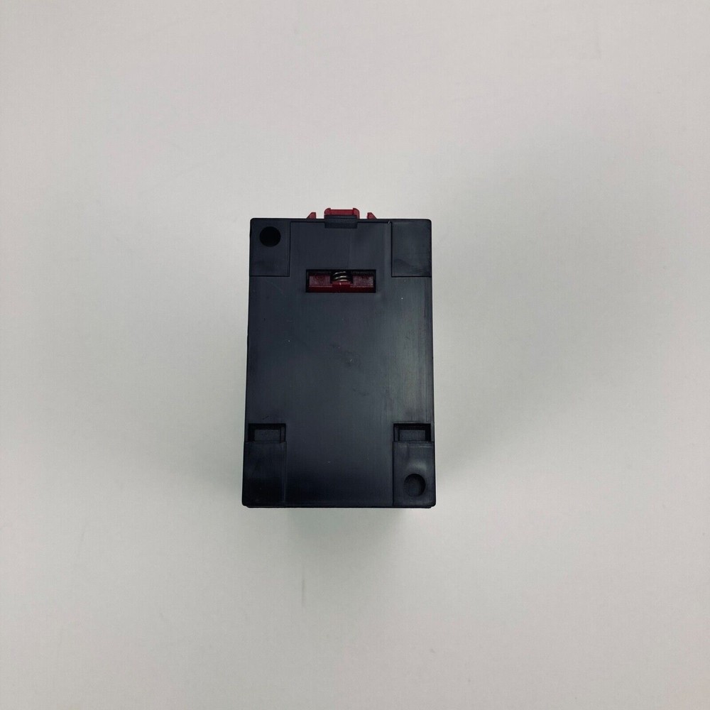 Square D 9050 DER 3 On - Delay Relay .15-3 Seconds!