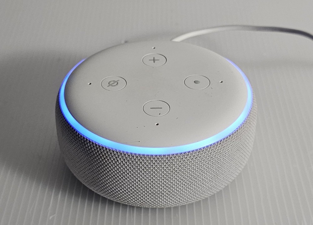 Amazon C78MP8 Echo Dot 3rd Generation Smart Speaker w/Adapter