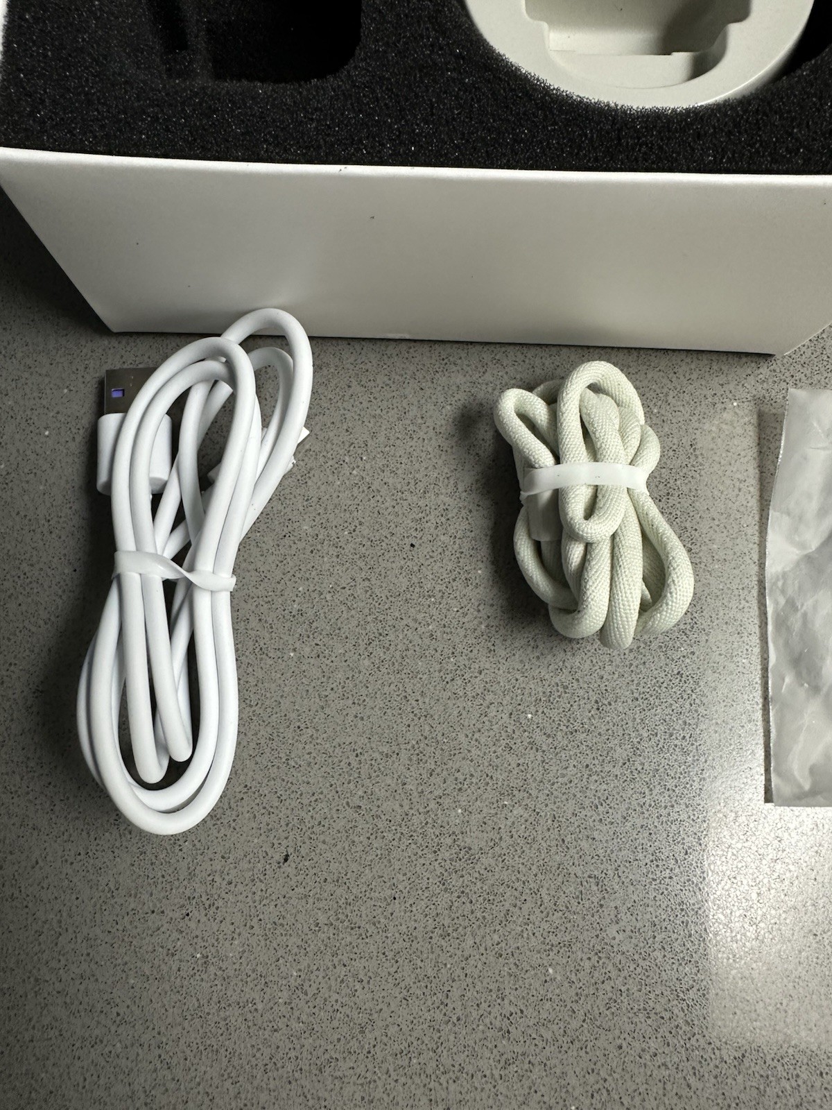 Medical Guardian MG Mini Mobile Alert Device w/ Charger Dock Box