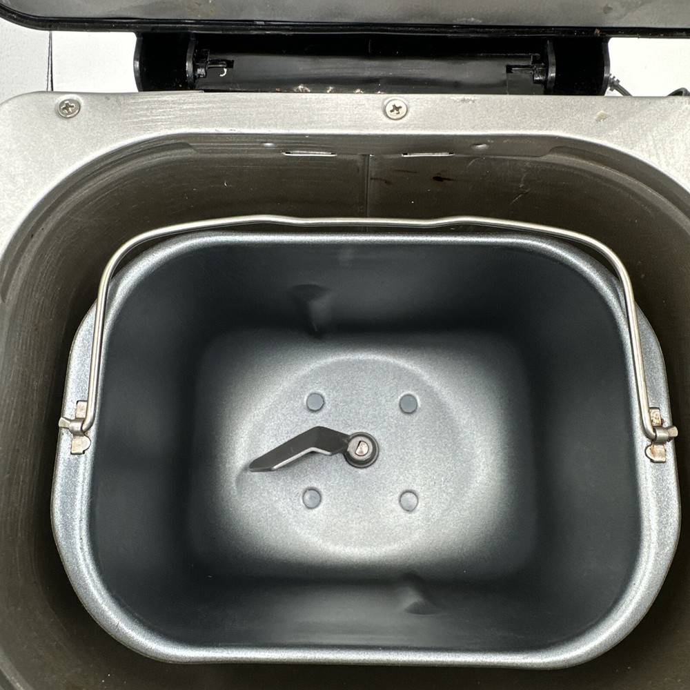 Cuisinart Automatic Bread Maker CBK-100 Compact Stainless Steel 2lb Programmable