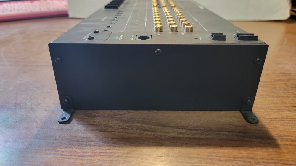 Xantech ZPR68 Six Zone Eight Source Remote Preamp