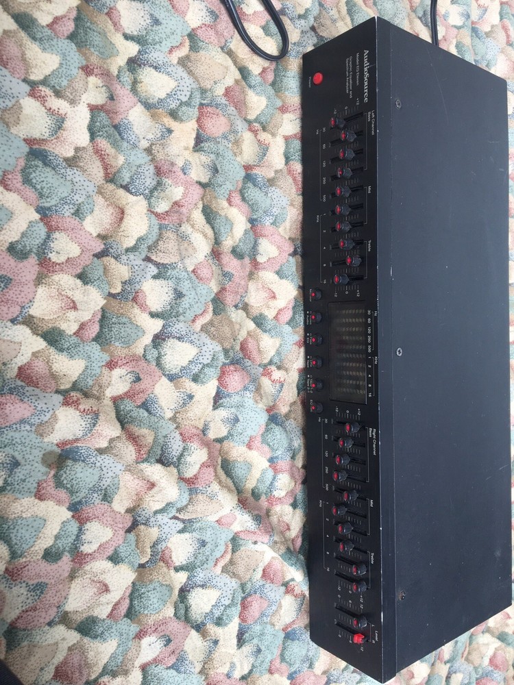 AudioSource EQ Eleven 10 Band Graphic Equalizer with Spectrum Analyzer Display