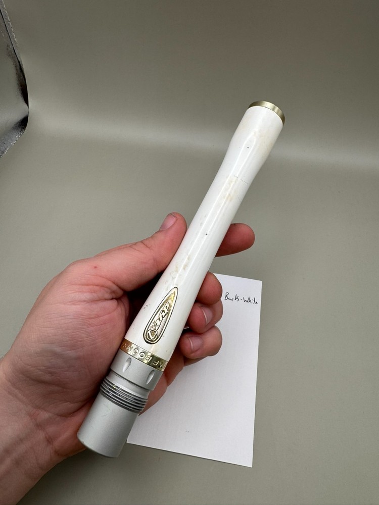 Dye CF Boomstick Back-White 688 Bore AC Thread-White