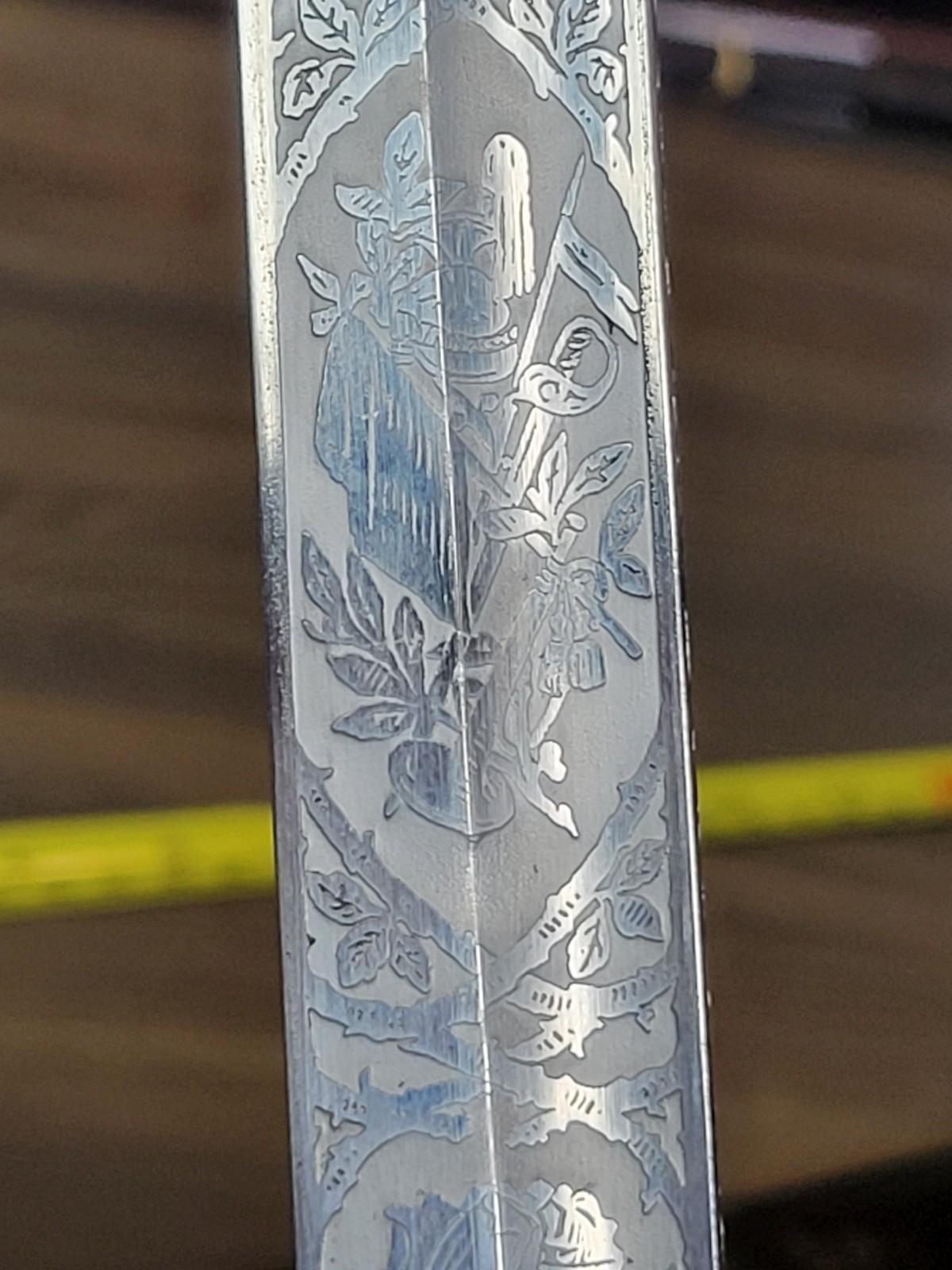 WWI German Presentation Artillery Officer's Sword, Rose Motif