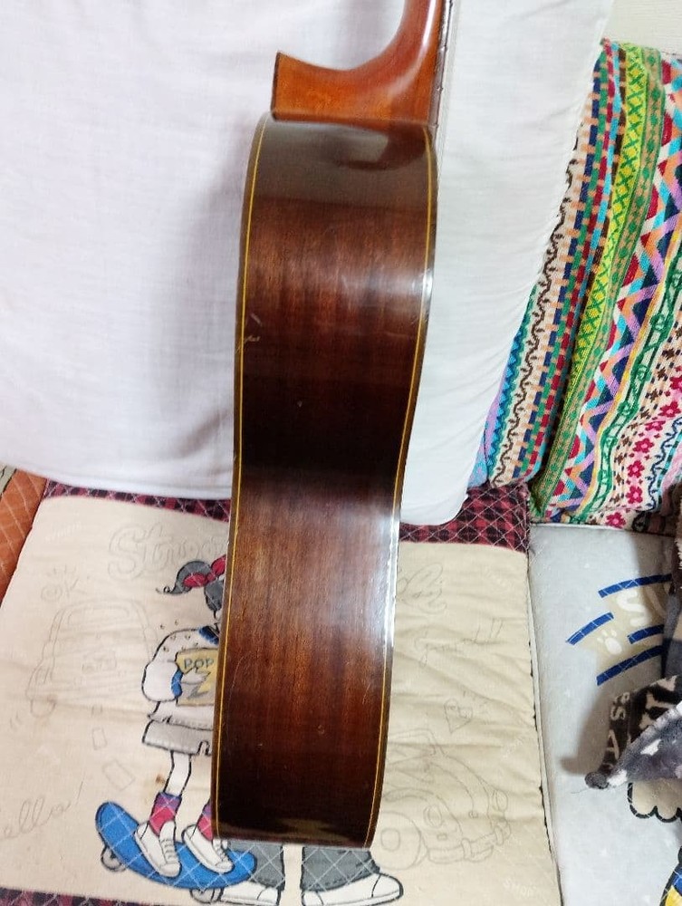 Yamaha G-D Classical Guitar Solid Top Practice Sub With Scratches