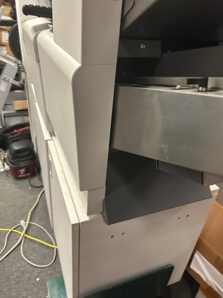 Hasler PS140 Folder Inserter with touchscreen