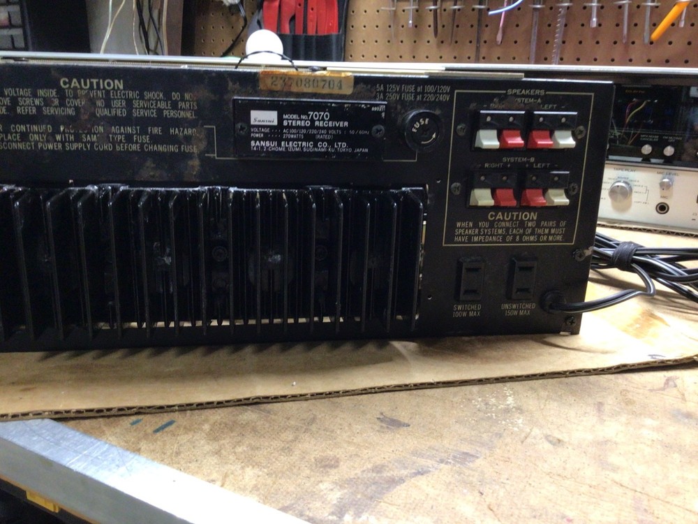 Sansui 7070 stereo receiver