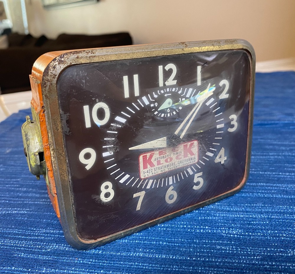 Vintage Mid-Century Orange Keck Mechanical Wind Automatic Timer Clock 13B