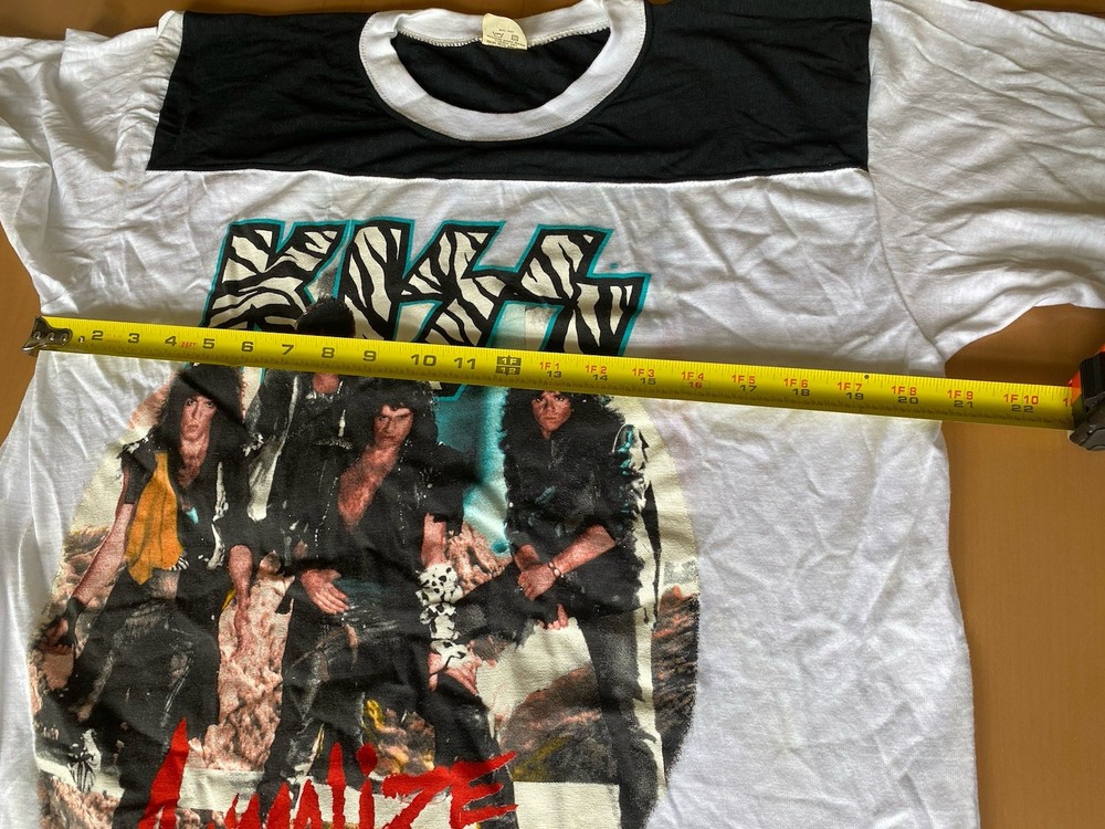 Vintage Kiss 1984 Animalize Tour Concert T Shirt Original Vintage XL