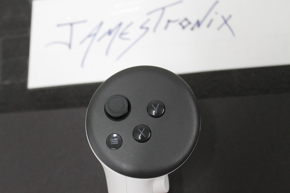 Genuine Meta Quest 3 / 3S VR LEFT Controller ONLY (Left Hand)